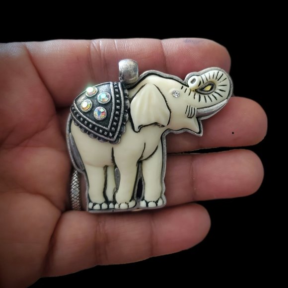 Plastic Faux Ivory Elephant Pendant With Rhinestones On A Sterling Silver Bezel - Picture 10 of 12